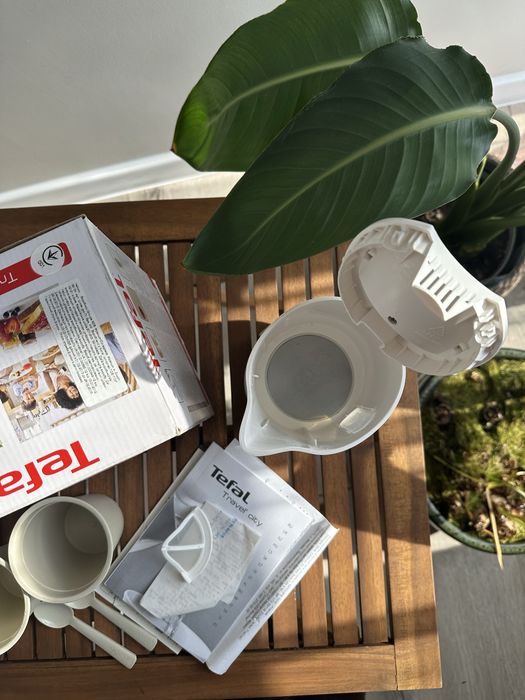 Новий Електрочайник дорожній Tefal KO120130
