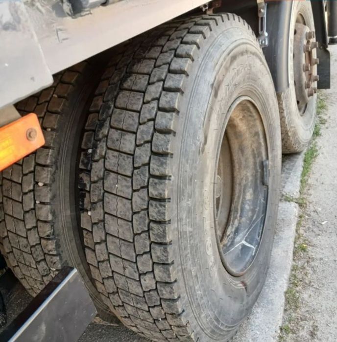 SCANIA кран-маніпулятор 2000