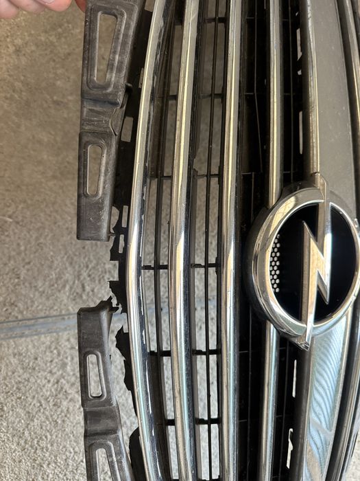 Опель інсігнія пешітка бампера opel insignia