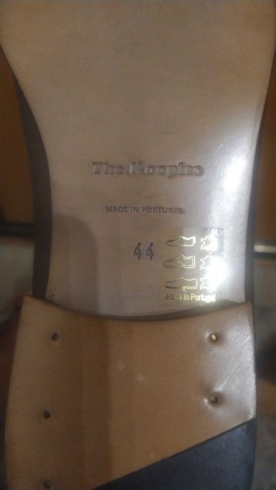 Sapatos homem novos