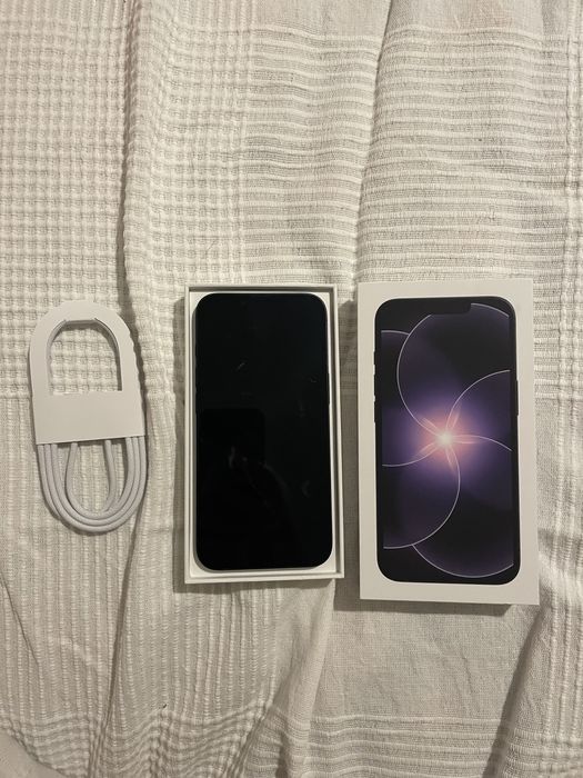 iPhone 17e ESIM czarny nowy prosto ze sklepu