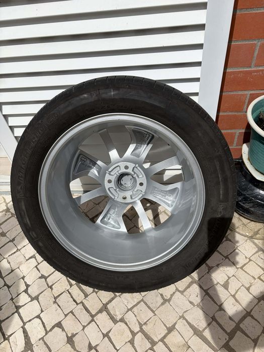 Jante e pneu Renault Clio 4