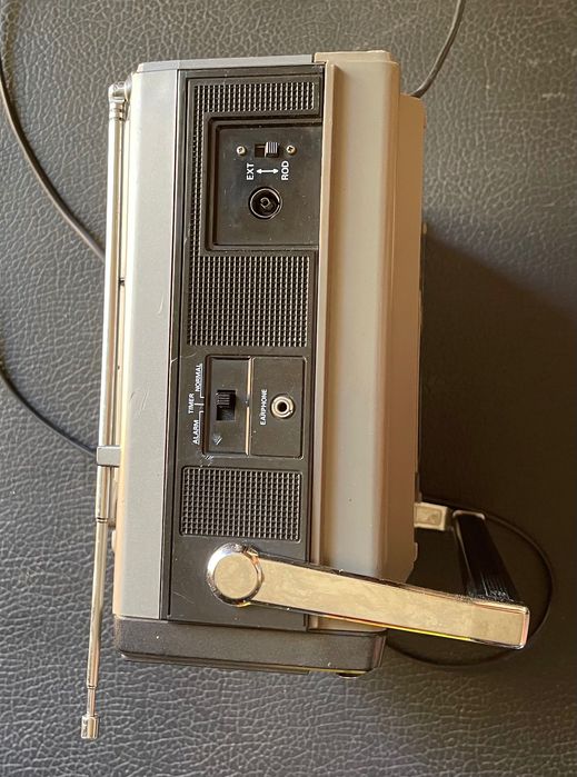 Rádio crown modelo 5tv-57r