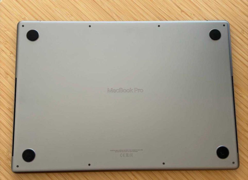 MacBook Pro 16" M2 Pro 2023 | 16GB RAM | 1TB SSD | 97% Battery