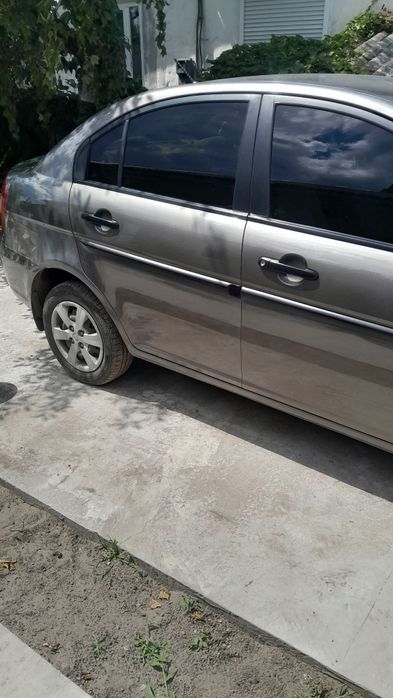 Хюндай Акцент 2008