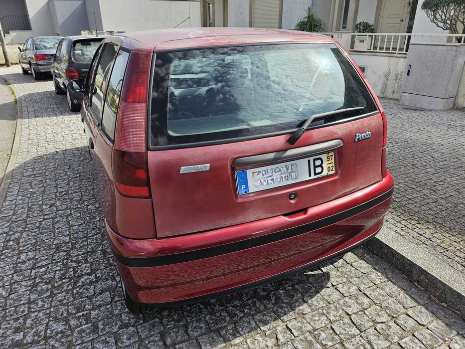Fiat Punto 55. Alguns extras.