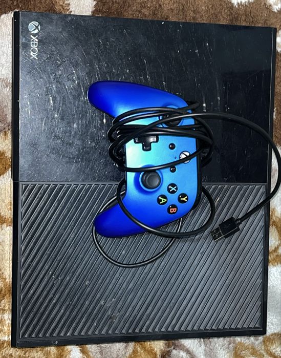 Używany xbox one 512gb