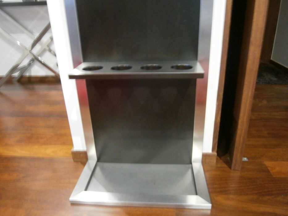 Bengali-style stool64729955897601124