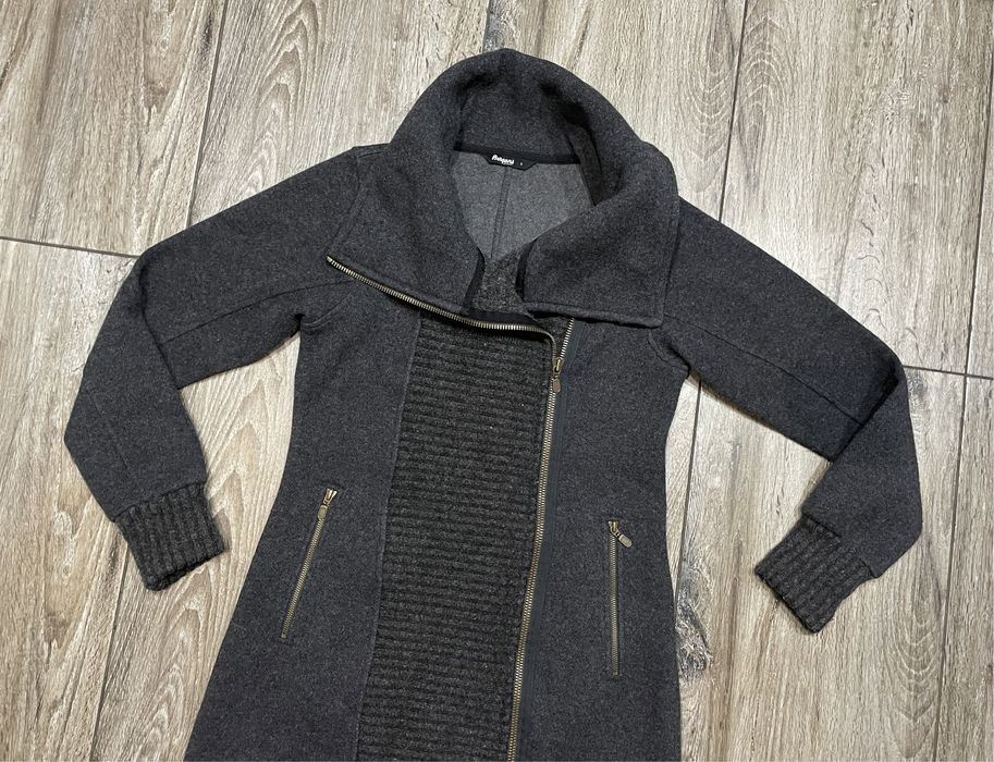 Damski Wełniany Płaszcz BERGANS Of NORWAY KARIEL WOOL S sklep 249 Euro