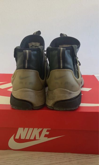 Ténis Nike Air Presto Mid Utility