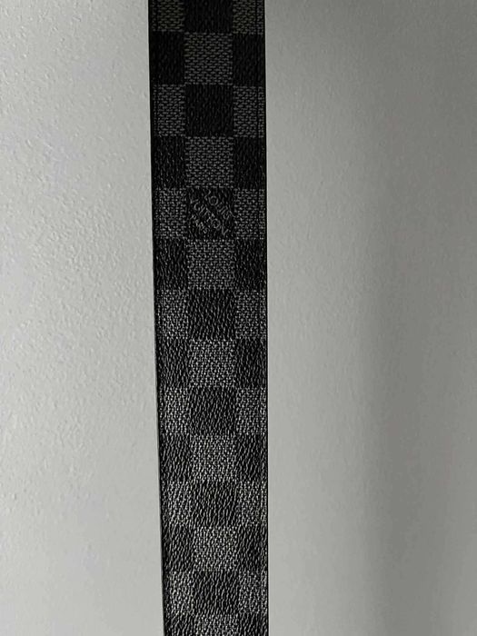 Czarny Pasek LV z czarna klamrą skórzany