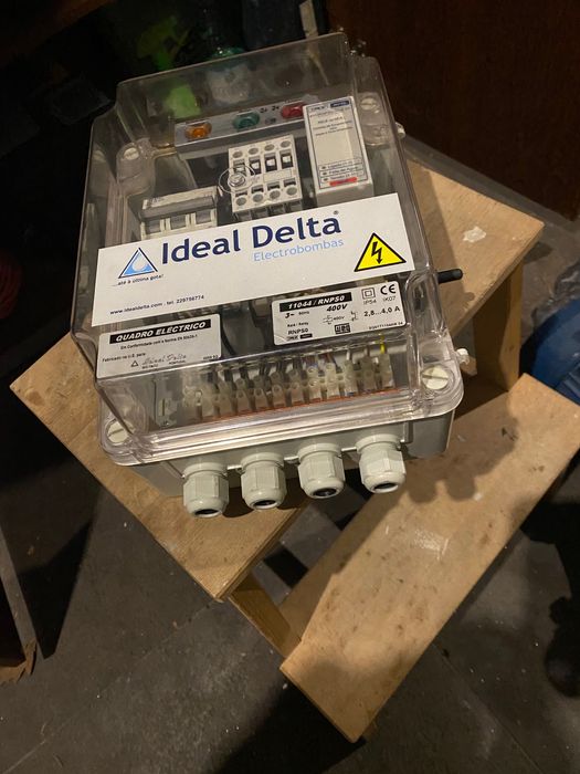Bomba de água com quadro electrico