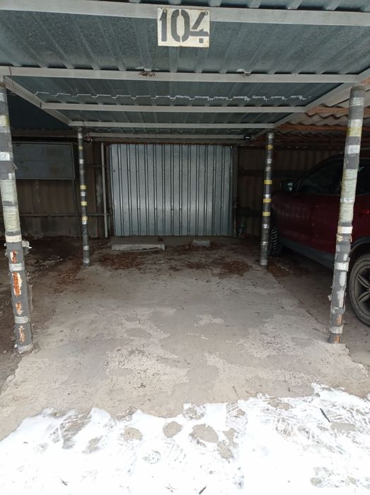 Стоянка для авто, автостоянка под охраной, парковка для автомобиля