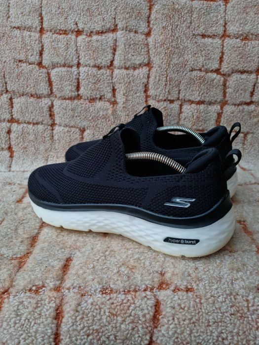 кроссовки Skechers GOwalk Hyper Burst