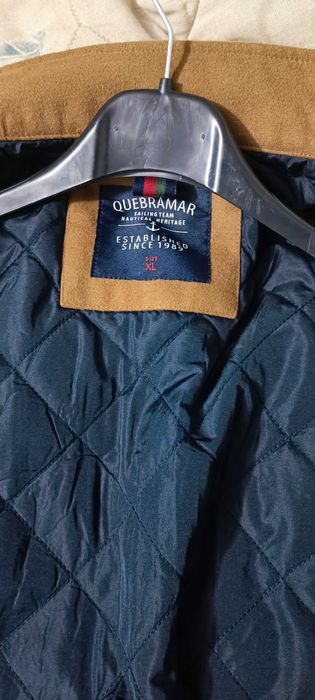 CASACO BOMBER EM TECIDO