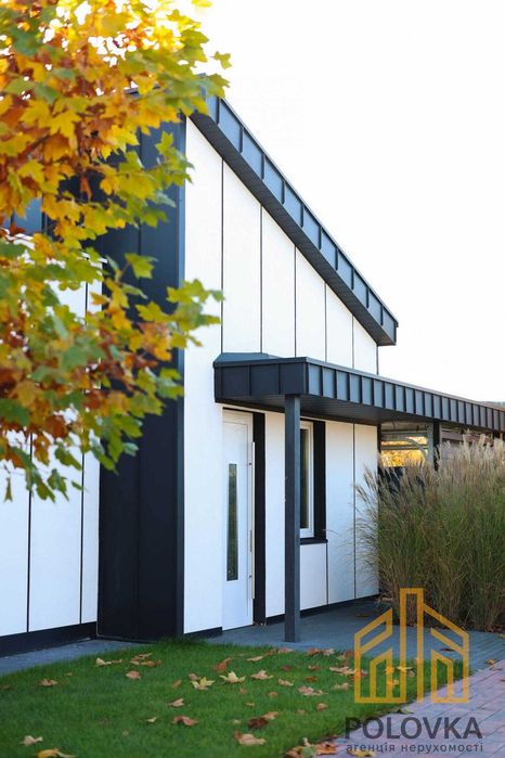 БЕЗ КОМІСІЇ Продаж 3-кімнатного будинку, КМ Soho