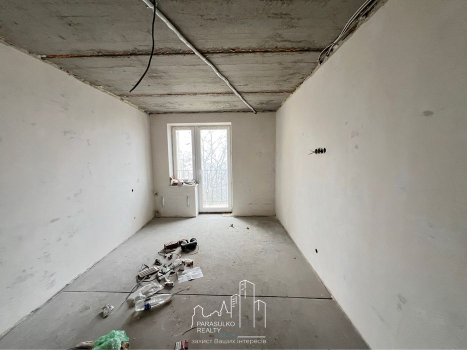 Продам затишну 2-кімнатну квартиру поряд з центром міста!