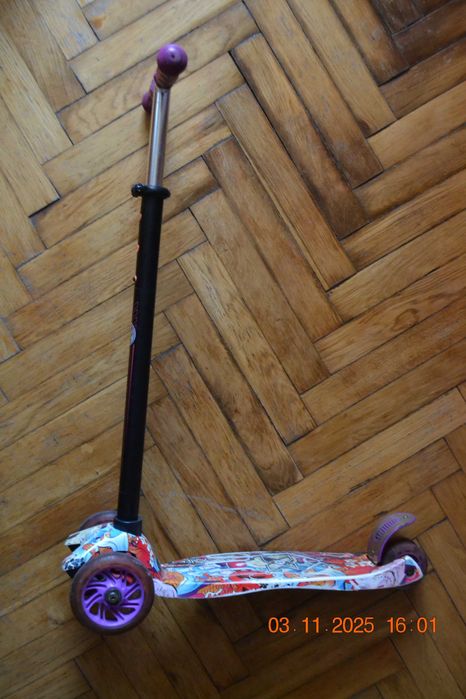 Самокат детский трёхколёсный складной "Best scooter". Регулировка высоты. Максимально разрешённый вес: 50 кг.