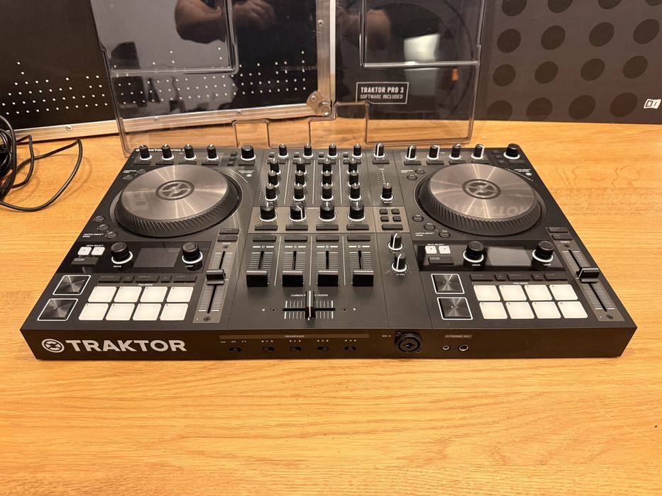 Native Instruments Kontroler Traktor S4 Mk3