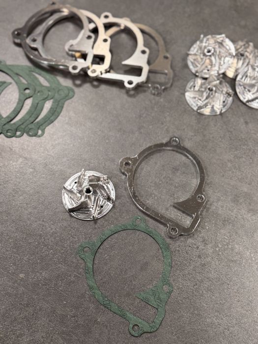 Pompa wody CanAm Renegade Outlander  wyscigowa