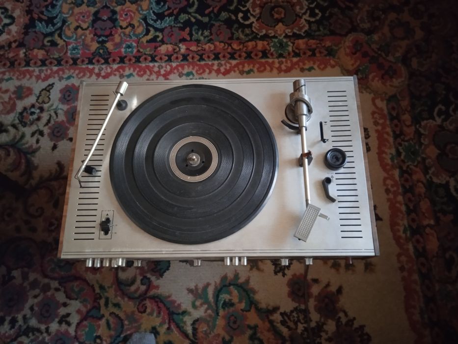 Sprzedam gramofon