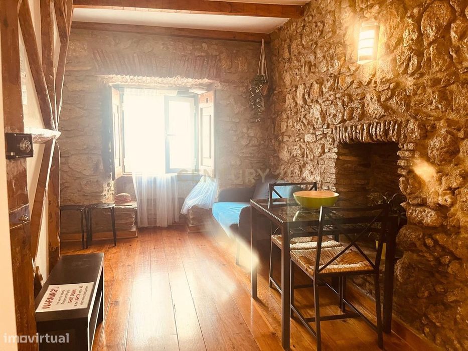 Apartamento T1  com AL no Castelo, Lisboa — Santa Maria Maior, Lisboa