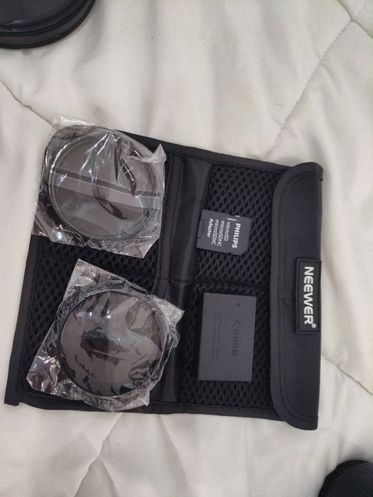 Máquina Canon EOS 250D