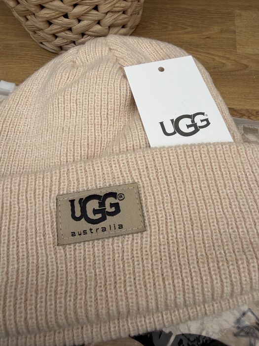 Gorro UGG Bege Novo