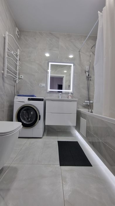 Сдам посуточно 1 комнатную квартиру на Черемушках/ЖД/ Малиновского.