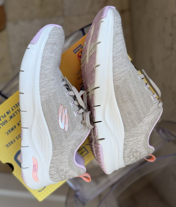 Tenis Skechers novos 39 a estrear