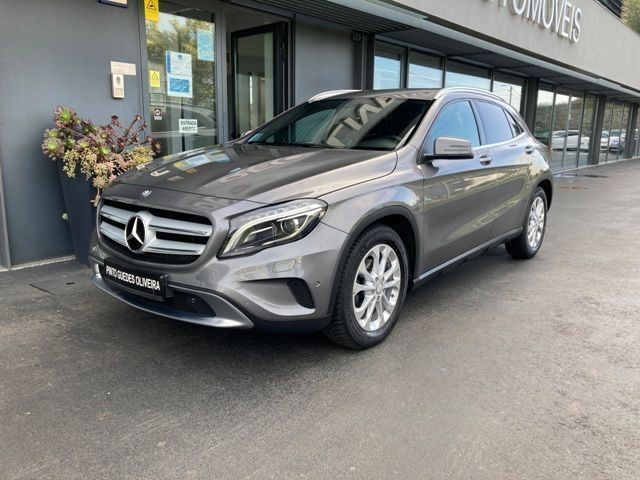 Mercedes-Benz GLA 220 d 7G-DCT Urban