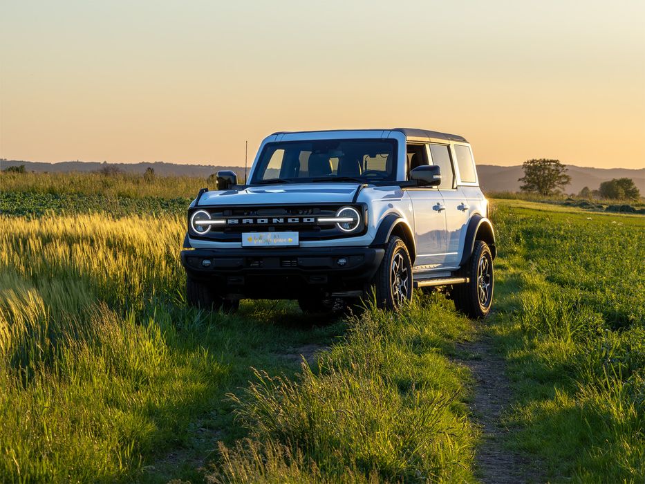 Samochód Auto do ślubu Wesele Ford Bronco