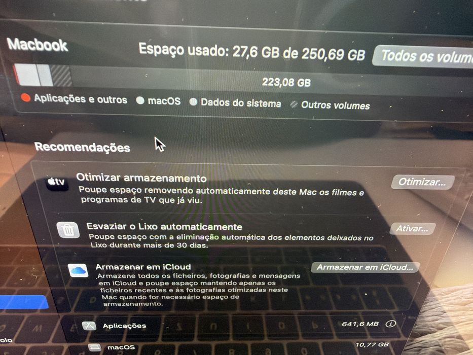 Macbook pro A1708