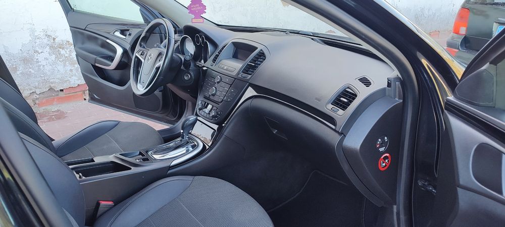 Opel Insignia 2011 Gasóleo e automático