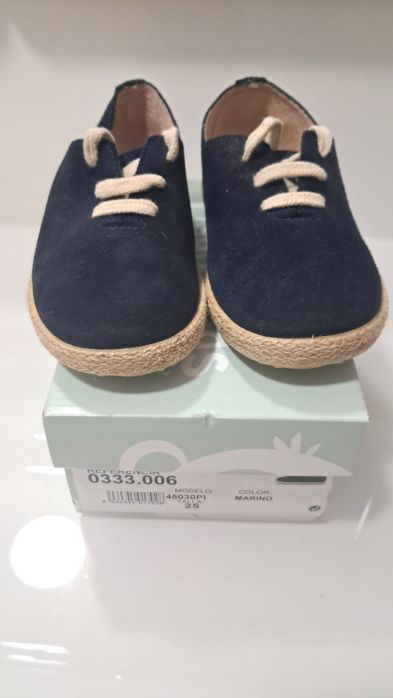 Sapato camurça pisamonas número 25