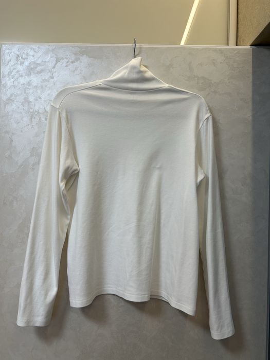 Білий гольф з коміром Uniqlo