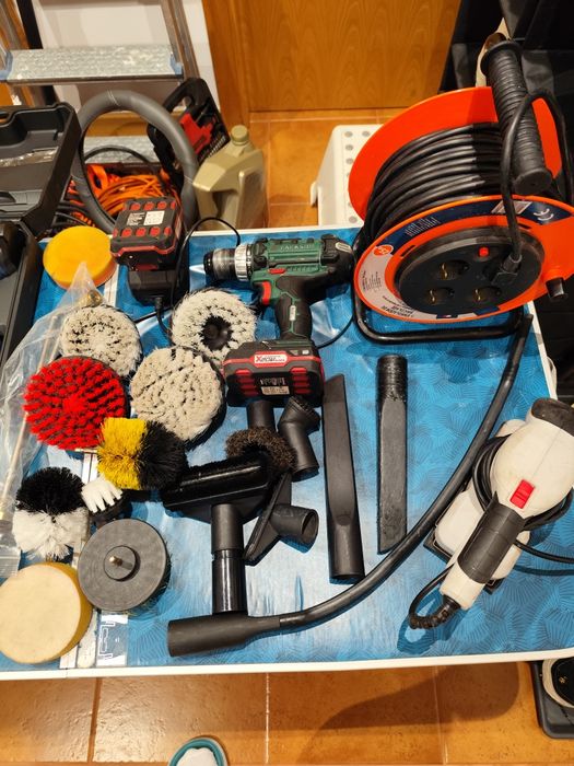 Equipamentos para limpeza de automóveis/casas