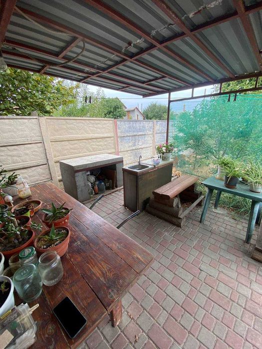 Продам ДОМ с БАНЕЙ  в Киевском районе, в Царском селе.