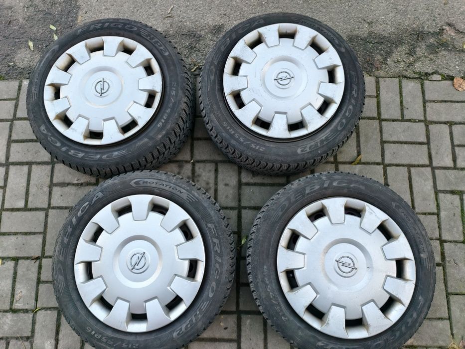 Koła zestaw: felgi stalowe 16', opony Dębica, kołpaki Opel