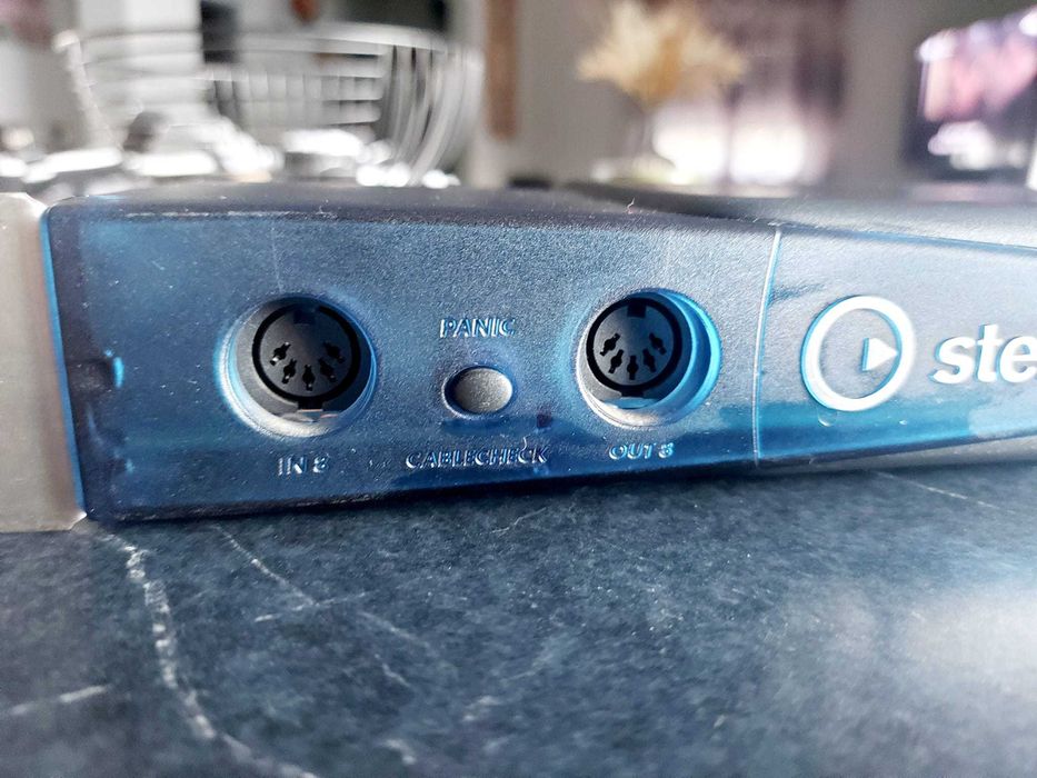 Interface MIDI 8 Steinberg Midex 8
