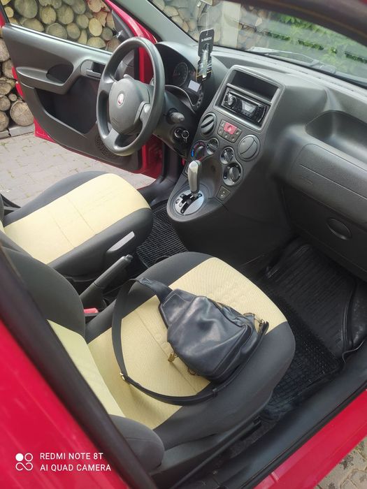 Автомобіль Panda