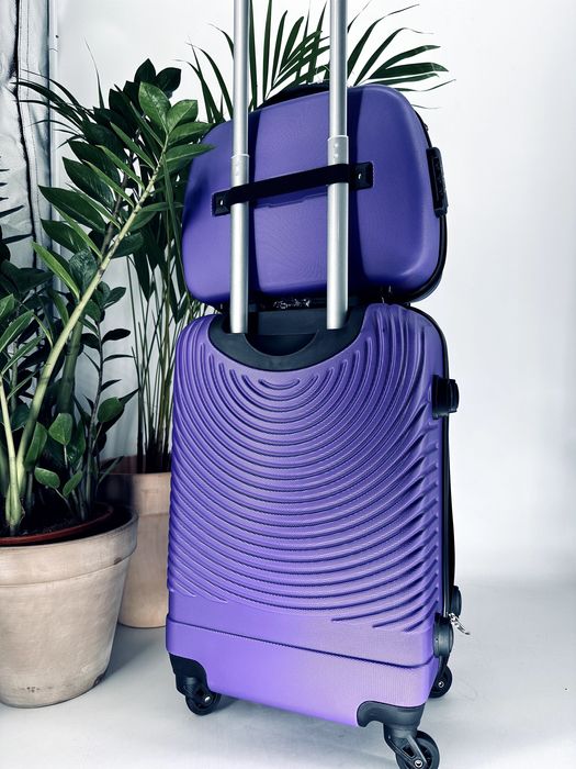 Nowy zestaw walizek - walizka i kuferek, torba / walizki podróżne