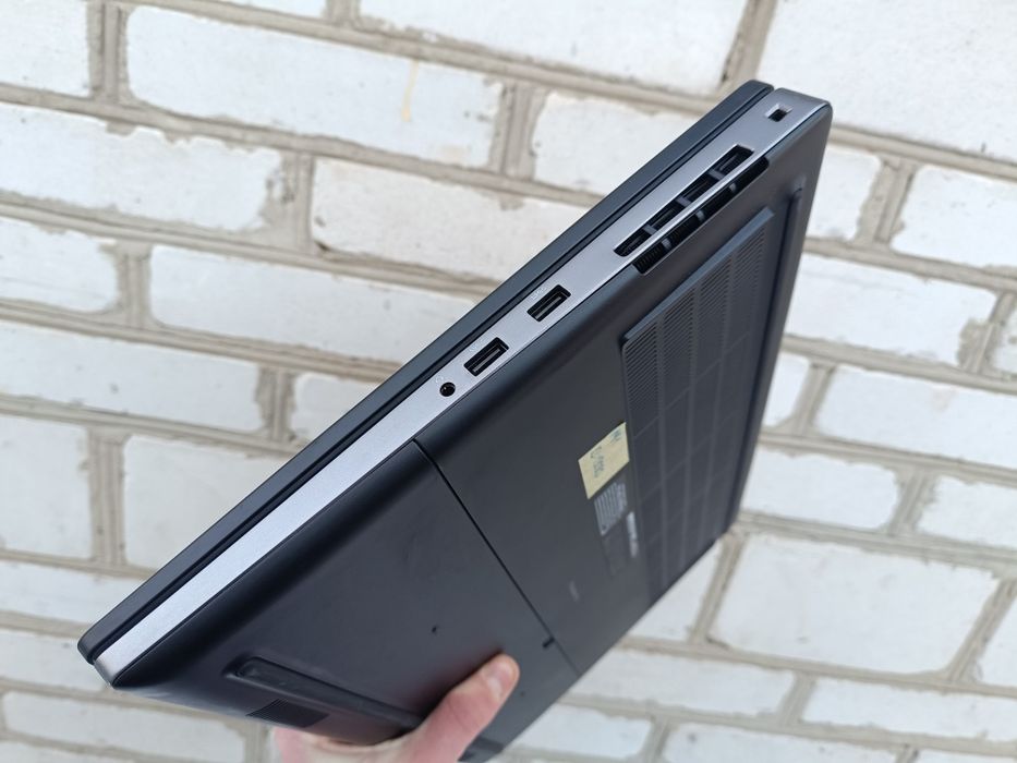 Як новий, 17.3",  Ігровий ноутбук DELL (i5 8400H/16/512/Р3200 6GB)