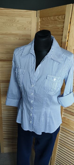 Koszula w paski błękitno-białe