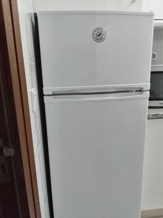 Frigorifico Combinado Century