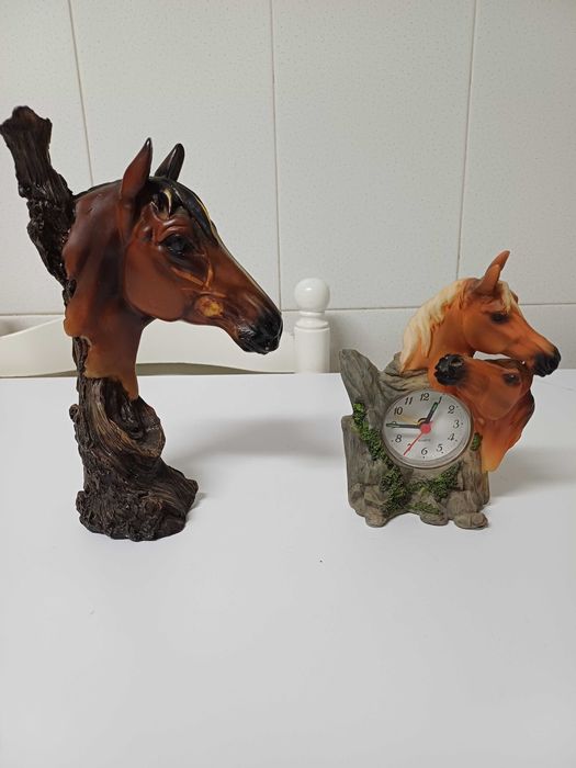 Estatuetas de cavalos 2 unidades