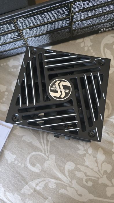 Fonte de Alimentação ATX Seasonic Focus GX-750W