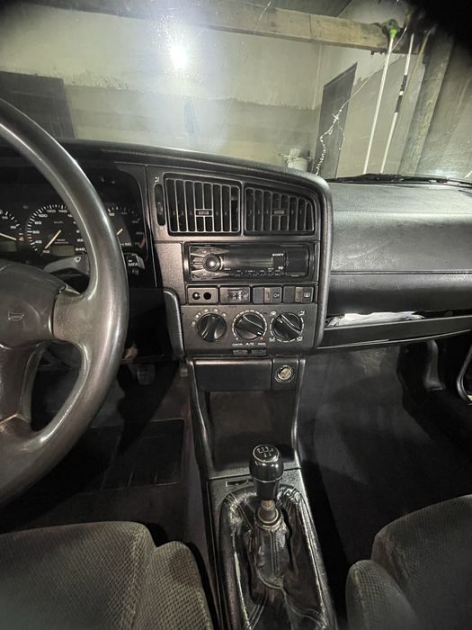 Passat b3 1993 року випуску