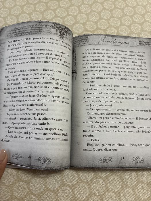 Livro  A ilha das Máscaras