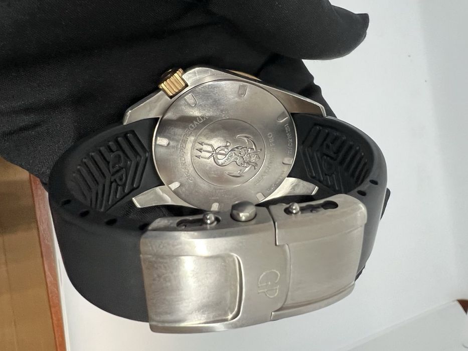 Часы Girard Perregaux Sea Hawk Pro Il 3000M / 44 mm. Годинник золото